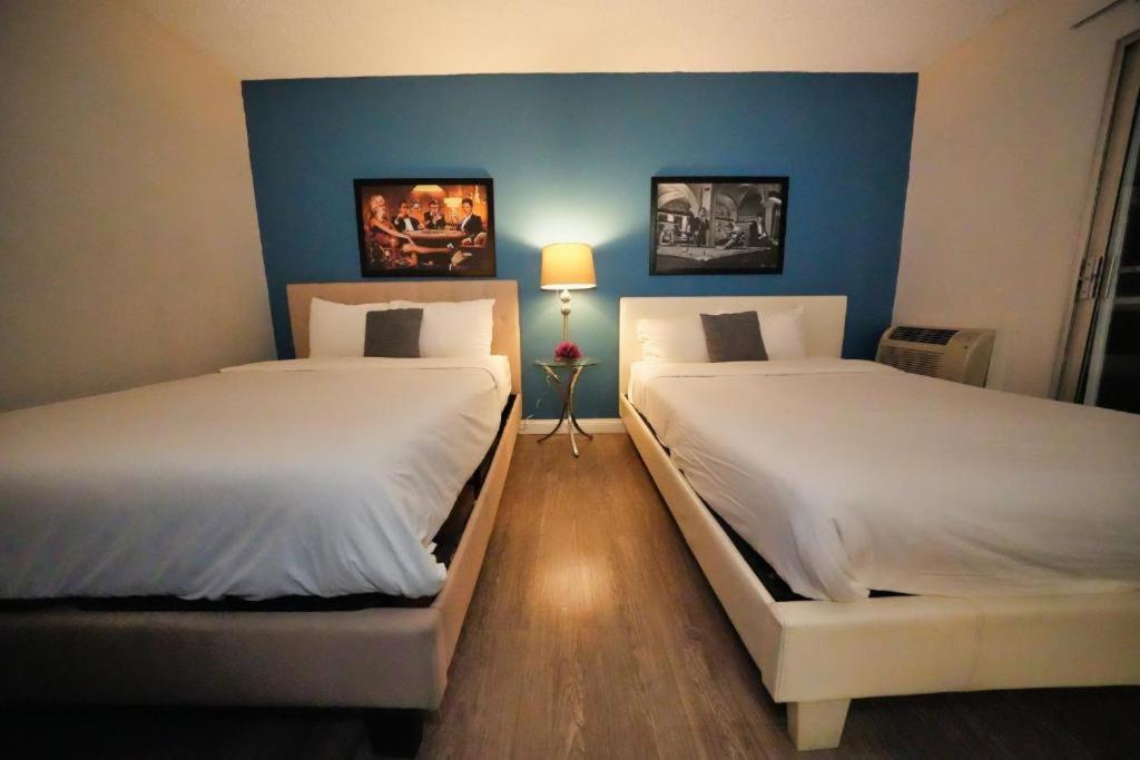 Charming Hollywood With Pool & Balcony Apartamento *